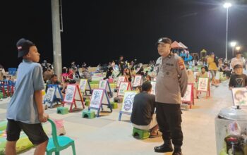 Pantau Situasi Di Akhir Pekan, Personil Polsek Bacukiki Lakukan Patroli Blue Light