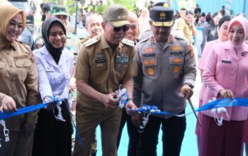 Kapolda dan Gubernur Sultra Resmikan SPPG Polri di Polresta Kendari