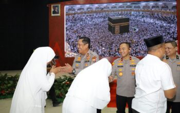 Manasik Haji dan Pelepasan Jamaah Calon Haji Personel Polda Sulsel Tahun 1447 H/2026 M Berlangsung Khidmat