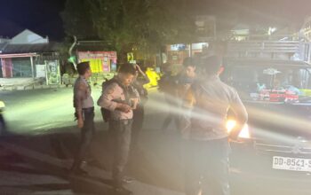 Cegah Gangguan Kamtibmas, Kasat Samapta Polres Sinjai Pimpin Patroli Lintas Kecamatan