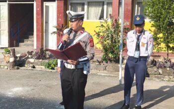 Polantas Menyapa Pelajar SMPN 2 Luwuk, Tanamkan Disiplin serta Kesadaran Berlalu Lintas