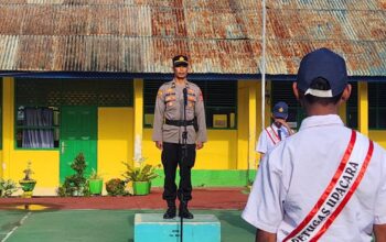 Kapolsek Donri-Donri Jadi Pembina Upacara, Tanamkan Disiplin dan Kesadaran Kamtibmas Sejak Dini
