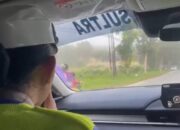 Polwan Ditlantas Polda Sultra Edukasi Pengendara Lewat “Polantas Menyapa” di Kendari