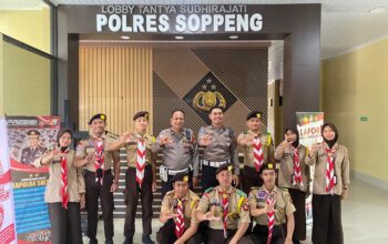 Satlantas Polres Soppeng Berikan Pembekalan Krida Lalu Lintas kepada Pramuka Saka Bhayangkara