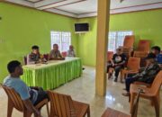 Bhabinkamtibmas Polsek Alla Intensif Laksanakan Sambang di Desa Binaan