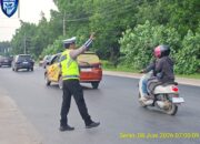 Polantas Ditlantas Polda Sultra Optimalkan Pengaturan Pagi, Arus Lalu Lintas Terpantau Lancar