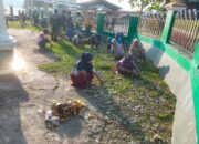 Kompak Bersama Warga, Koramil 1413-08/Gu Gelar Karya Bakti Bersihkan Pasar Wadiabero