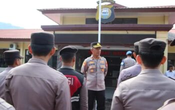 Usai Apel Pagi, Wakapolres Enrekang Berikan Penguatan Karakter kepada Bintara Baru: Tanamkan Etika, Hirarki dan Jiwa Bhayangkara