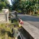 Babinsa Koramil 1413-05/Kaledupa Bersama Warga Gelar Karya Bakti, Wujudkan Lingkungan Jalan Bersih dan Nyaman