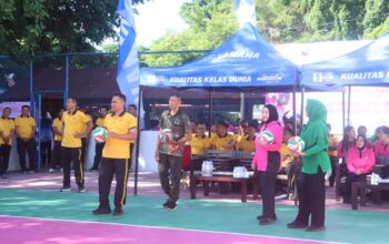 Kapolres Wajo Buka Turnamen Bola Voli Hari Bhayangkara ke-80, Pererat Sinergi dengan Masyarakat