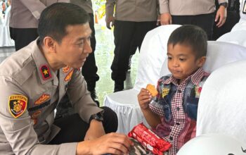 Puncak Bakti Kesehatan Polri Dalam Rangka Hari Bhayangkara ke-80 di MTQ Kendari, Ratusan Masyarakat Antusias Padati Pemeriksaan Gratis