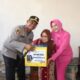 Kapolres Enrekang Silaturahmi dan Salurkan Bansos kepada Warakauri dan Dian Kemala, Wujud Empati Polri pada Momentum HUT Bhayangkara ke-80