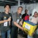Kapolres Enrekang Didampingi Ketua DPRD Serahkan Hadiah Juara Turnamen Domino HUT Bhayangkara Ke-80, Seorang Peserta Perempuan Terima Door Prize Khusus