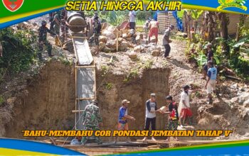 Wujud Sinergitas, Kodim 1417/Kendari Bersama Warga Moramo Bahu-Membahu Cor Pondasi Jembatan Tahap V