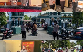 Polwan Polres Sinjai Ambil Alih Pengamanan Saat Personel Polki Menunaikan Sholat Jumat.