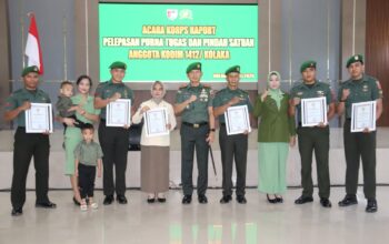Dandim 1412/Kolaka Lepas Personel Purna Tugas dan Pindah Satuan : Silaturahmi Jangan Pernah Putus