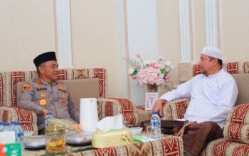 Pererat Sinergi dengan Ulama, Kapolda Sulteng Silaturahmi ke Ketua Utama Alkhairaat