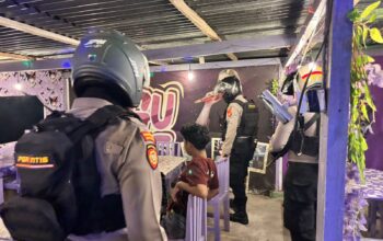 Patroli Malam Sat Samapta Polres Sinjai Ciptakan Situasi Kamtibmas yang Kondusif.