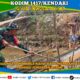 Babinsa dan Warga Kadia Bahu-Membahu Cor Pondasi Jembatan Beton