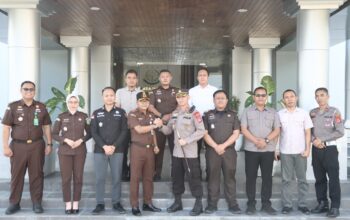 Kapolres Sigi Perkuat Komitmen Sinergi Penegakan Hukum Melalui Silaturahmi dengan Kajari Sigi