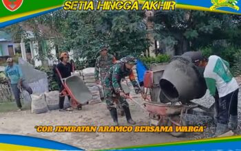 Babinsa Koramil Unaaha Gotong Royong Cor Jembatan Aramco Bersama Warga