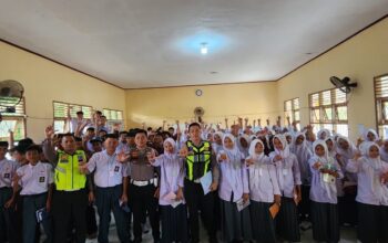 Police Goes to School, Polres Luwu Bekali Pelajar Disiplin Berlalu Lintas dan Waspada Bahaya Kecanduan Game Online