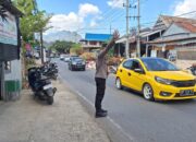 Personel Polsek Anggeraja Laksanakan Pamturlalin di Rumah Duka Warga Binaan Kelurahan Mataran