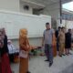 Jaga Kamtibmas Tetap Kondusif Satbimas Polres Parepare Sambang dan Dialog di Lokasi Pasar Murah dengan Warga