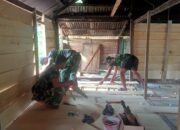 Percepat RTLH, Satgas TMMD Ke-129 Kodim 1413/Buton Kebut Pemasangan Lantai Rumah Warga