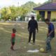 Bukan Sekadar Membangun Desa, Satgas TMMD Ke-129 Hadirkan Keceriaan Bersama Anak-Anak Kampung Sesor