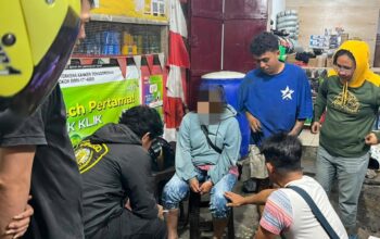 Emak-emak Diduga Pengedar Sabu di Luwuk, Banggai Ditangkap Polisi