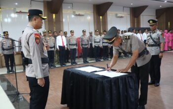 Polres Palopo Gelar Pelantikan, Dua Perwira Isi Jabatan Kabag Log Dan Kasat Binmas