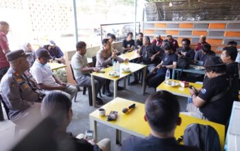 Kapolres Parepare Temui Jurnalis, Bahas Persawahan Bacukiki hingga Distribusi BBM. 