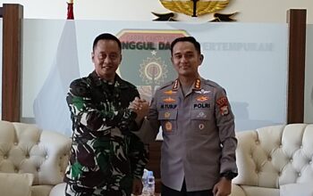 Perkuat Soliditas TNI-Polri, Kapolresta Gowa Silaturahmi ke Divif 3 Kostrad