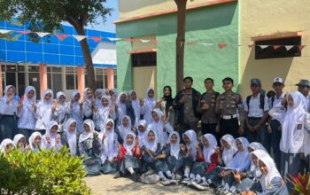 Perkuat Literasi Digital Generasi Muda, Polres Luwu Edukasi Siswa SMKN 2 Luwu tentang Artificial Intelligence