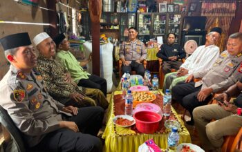 Satu Meja, Satu Tekad: Kapolres Luwu dan Tokoh Masyarakat Larompong Satukan Langkah Jaga Kamtibmas