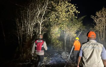 Polres Maybrat Bersama Kodim 1809/Maybrat dan BNPB Sorong Selatan Bergerak Cepat Tangani Karhutla di Kampung Athabu