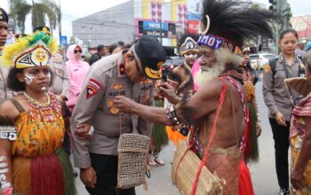 Kapolda PBD Kunjungi Polres Sorong dan Polresta Sorong Kota, Perkuat Sinergi dengan Forkopimda dan Tokoh Masyarakat