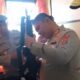 Kapolres Buton Cek Kondisi Senjata Api Polsek Lasalimu, Pastikan Kesiapan dan Keamanan Personel