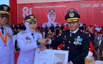 Bukti Pembinaan Jalan, Warga Binaan Rutan Kelas II B Barru Pamer Karya Kursi Jepara Ke Pemkab 
