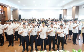 63 PNS Resmi Dilantik Oleh Kakanwil Ditjen Imigrasi Sulteng, Perkuat SDM Dalam Pelayanan dan Pengawasan Keimigrasian