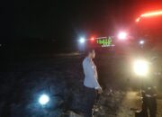 Polsek Bahodopi Padamkan Kebakaran Lahan Di Bahomakmur 