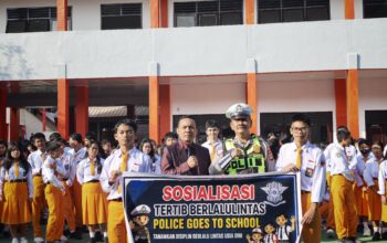 Sematkan Budaya Tertib Sejak Dini, Sat Lantas Polres Toraja Utara Gelar “Police Goes to School” di SMA Kristen Rantepao