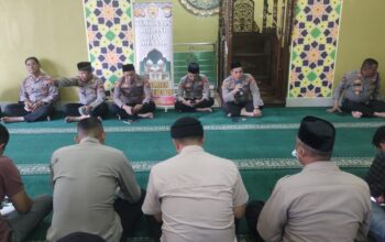 Rutin Tiap Kamis! Polres Parepare Gelar Binrohtal di Masjid Mujahid Baiturrahim, Suasana Khidmat