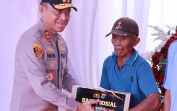 Pererat Silaturahmi, Kapolda Sulteng Salurkan Bansos kepada Masyarakat Witaponda