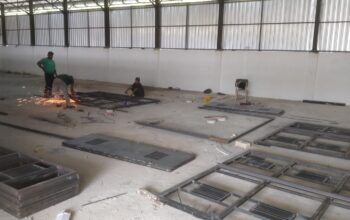 Gerai KDKMP Sangiaarano Mulai Dilengkapi Pintu, Pekerjaan Memasuki Tahap Akhir
