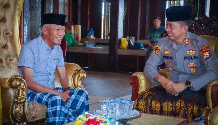 Jaga Harmoni Tanah Luwu, Kapolres Luwu Mohon Doa dan Restu Datu Luwu