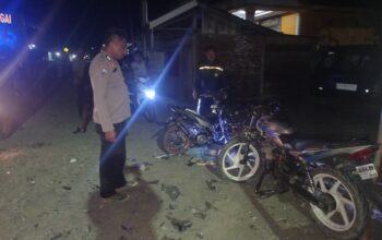 Polsek Toili Cepat ke TKP Tabrakan Sepeda Motor, Dua Orang Tewas – 1 Kritis