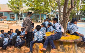Cegah Perundungan di Lingkungan Sekolah, Sat Binmas Polres Palopo Gelar Pembinaan Sosialisasi Anti-Bullying di SMPN 3 Palopo