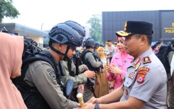 Kapolda Banten Lepas 45 Personel Satbrimob dalam Misi Pengamanan Satgas Amole II ke Papua Tengah